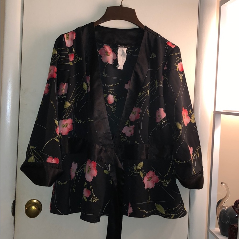 Floral silk kimono